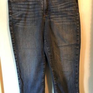 Spanx The Slim X Casual Capri Denim Jean Cropped